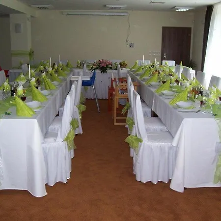 Wellness Pod Kycmolem 4* Horní Lomná