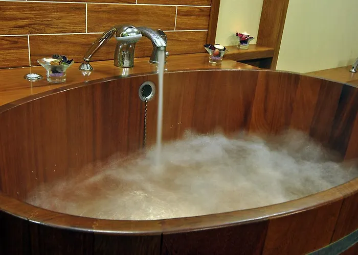 ホテル Wellness Pod Kycmolem Horní Lomná